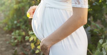 הריון חגיגי מה ללבוש בערב חג בהריון